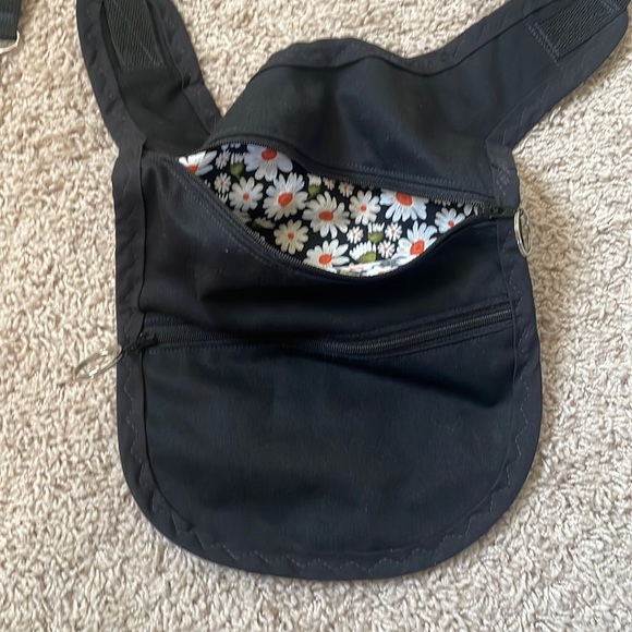 🖤Black Cross body purse - Picture 5 of 9